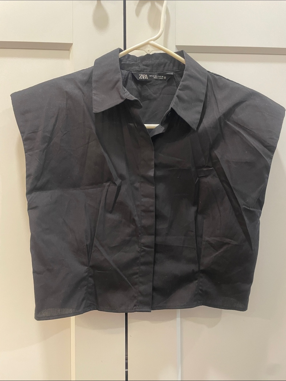 Zara Black Cropped Boxy Cap-Sleeve Shirt